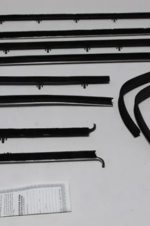 Fan Favorite Window Sweeps Felt Kit for Chevrolet Chevelle 1966-1967 Coupe Authentic 10pcs