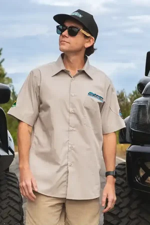 Direct From Factory Superior Engineering Mens Short Sleeve Casual Shirt Sand Each Small