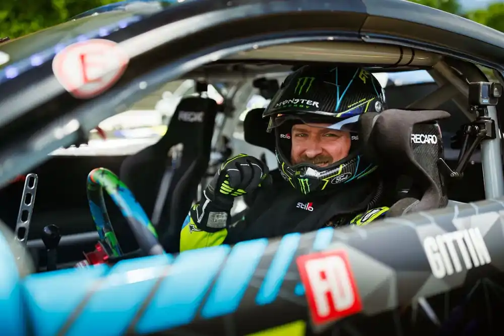 Holiday Sale Stilo Sa2020 Venti WRX Raid Carbon With a 34% increase in field of view, it ensures you never miss a detail.